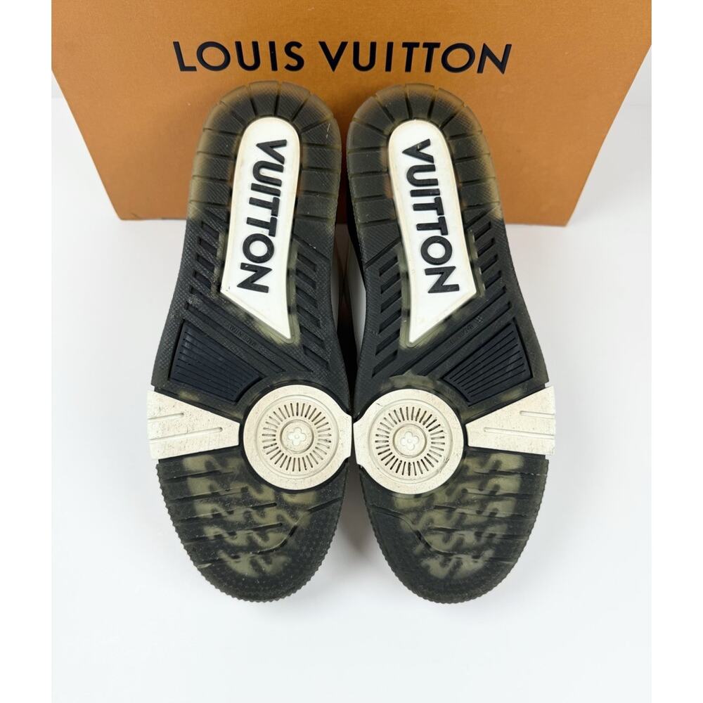 Size 7UK/8US - Louis Vuitton White Black Trainers - Picture 7 of 10
